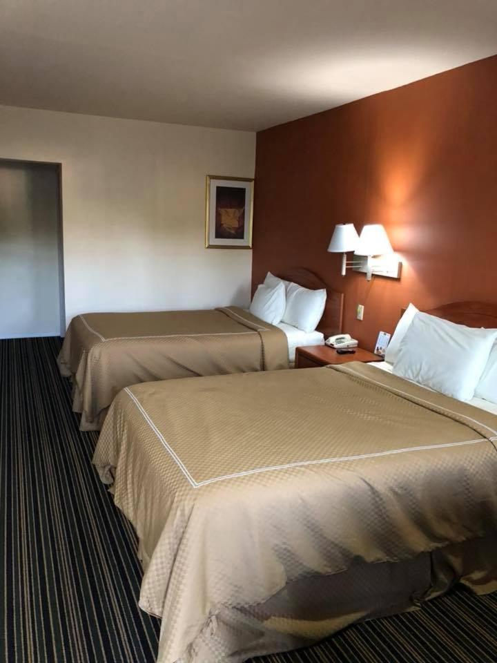 Scottish Inn And Suites Perry Exteriér fotografie